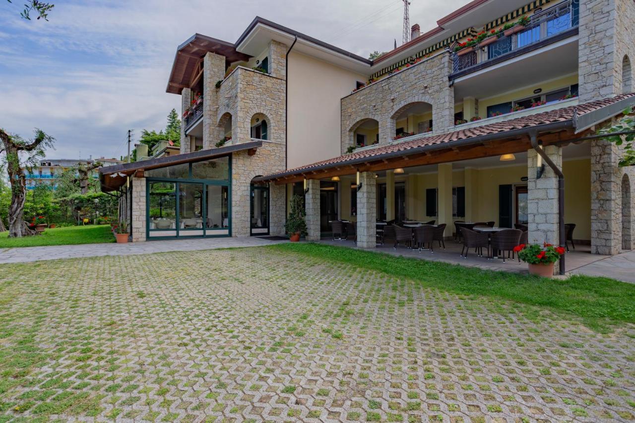 Hotel Veronesi Brenzone sul Garda Exterior foto