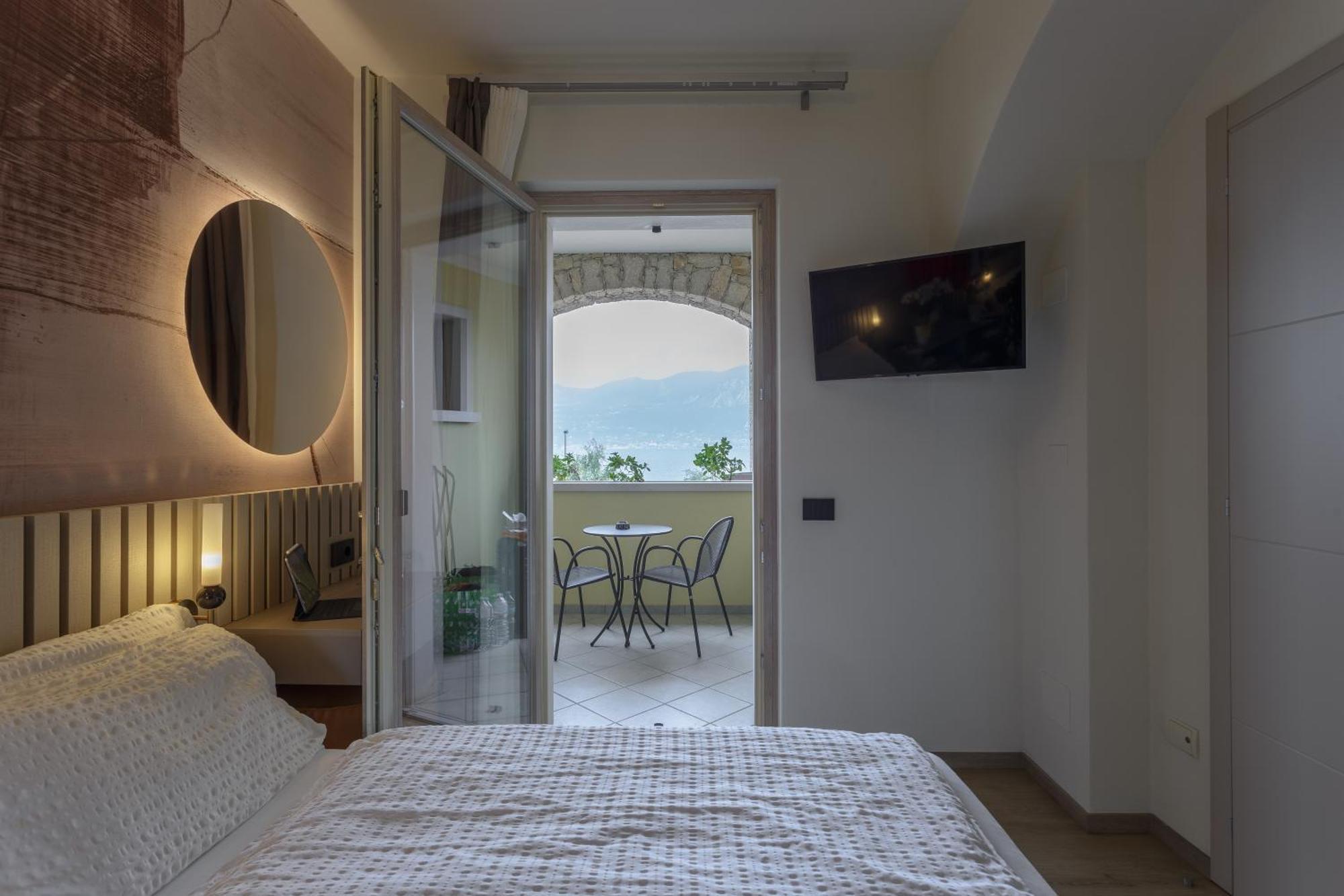 Hotel Veronesi Brenzone sul Garda Exterior foto
