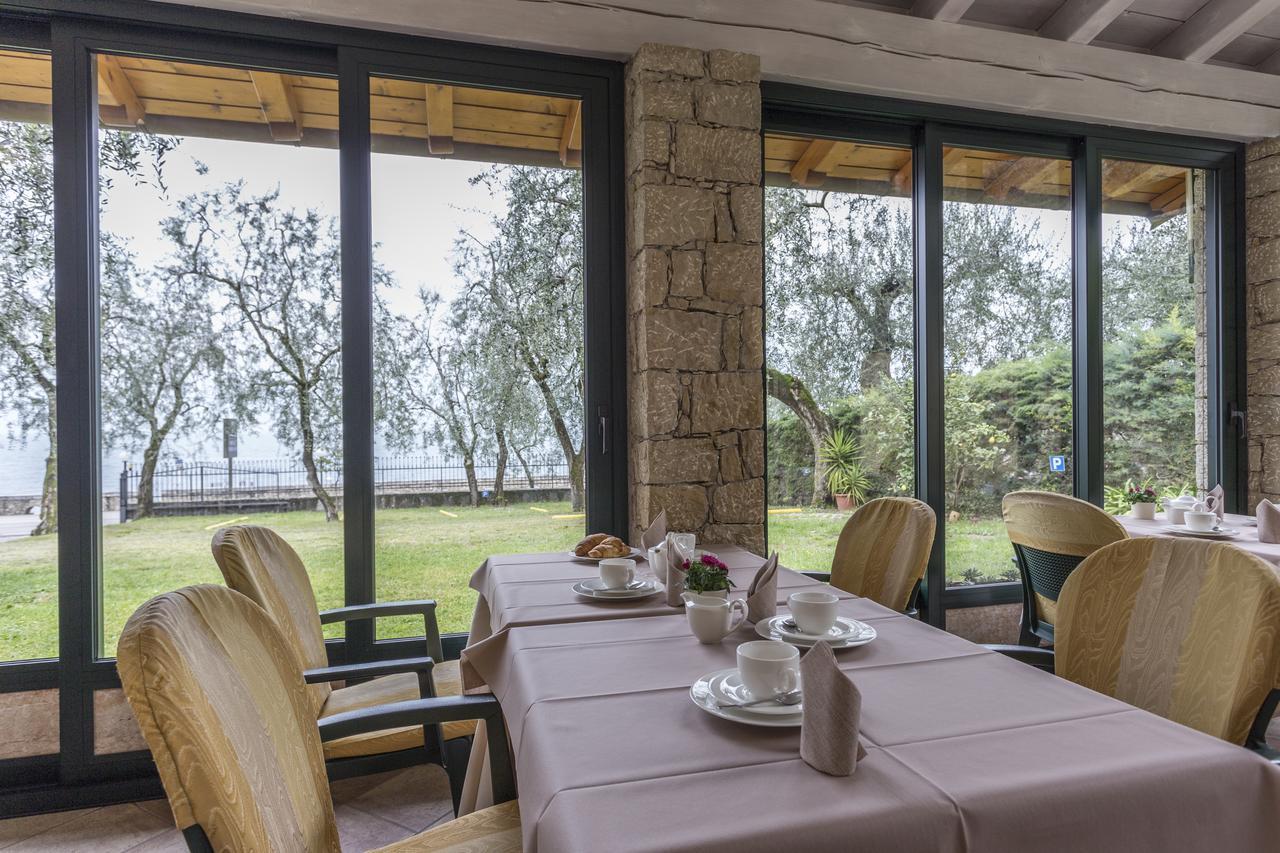 Hotel Veronesi Brenzone sul Garda Exterior foto